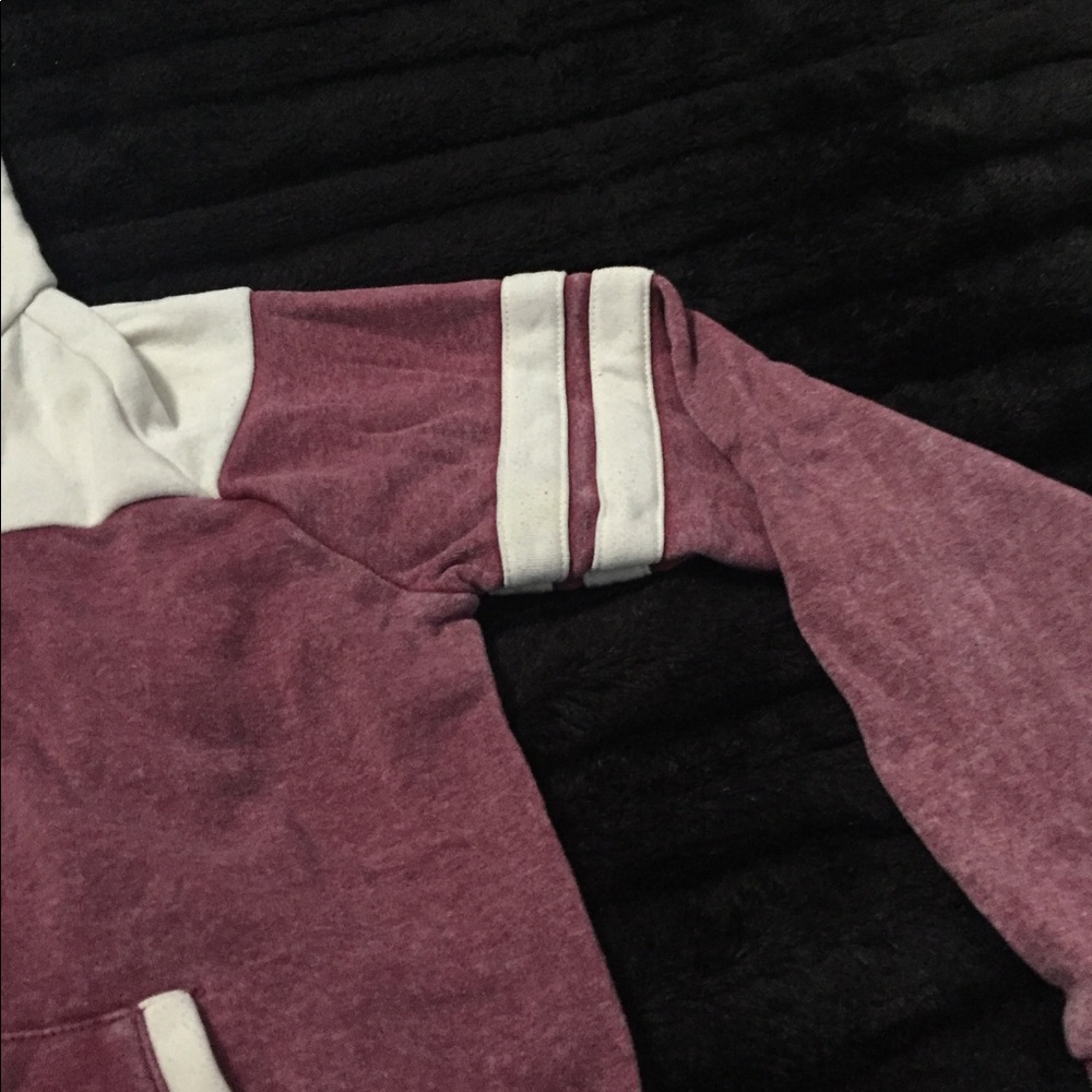 Mauve and off whit hoodie. - Picture 3 of 3